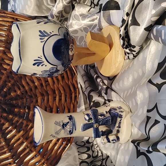 1 Delft Hand Painted Vase and Other - Picture 1 of 11